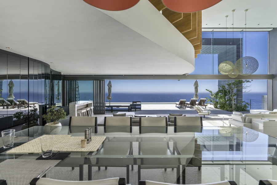 5 Bedroom Property for Sale in Clifton Western Cape